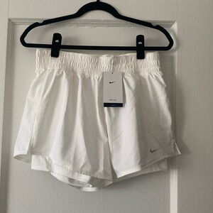 Nike One Women's Dri-FIT High-Waisted 3" 2-in-1 Shorts - Size Medium